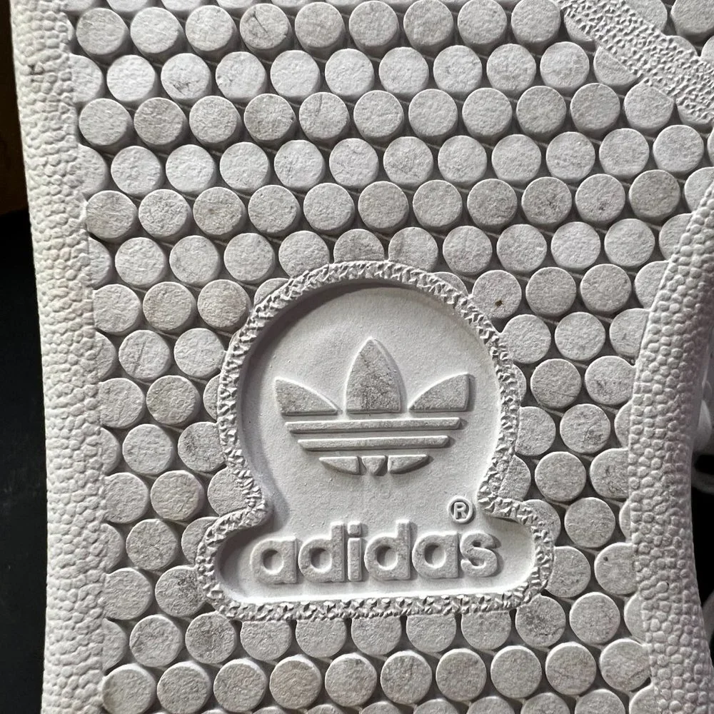 Adidas Stan Smith Green & White Embossed Polka Dot Sneakers - Picture 11 of 13